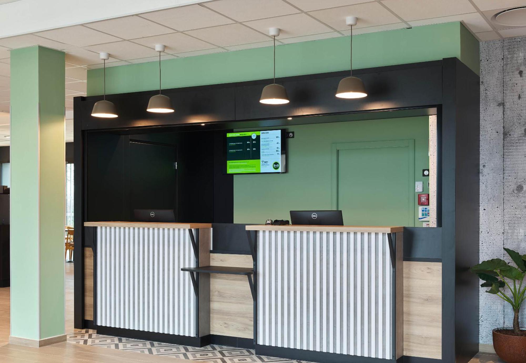 B&B Hotel Cergy Saint-Christophe Gare Exterior foto